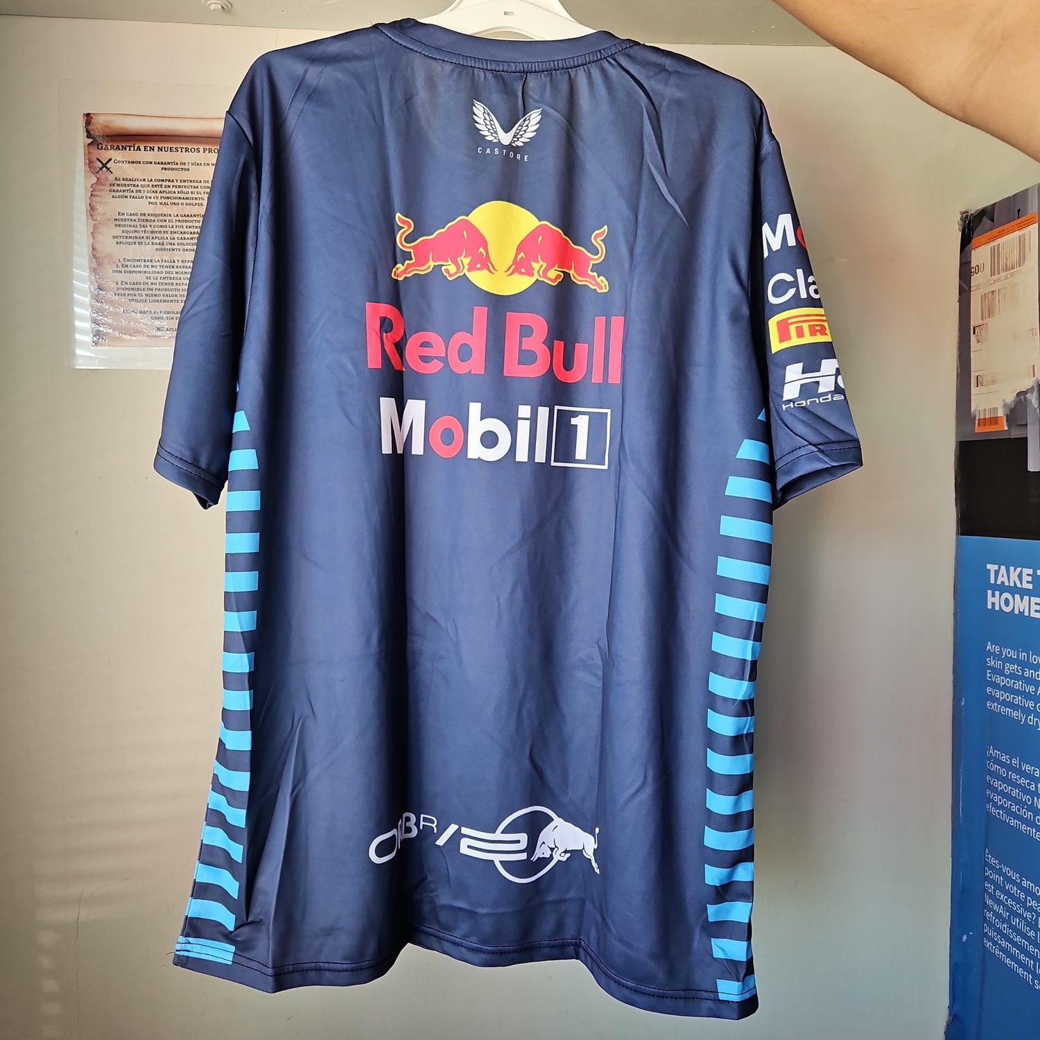 Playera Checo Pérez Red Bull Racing 2024 varias tallas - Equipo F1 (Nuevo)