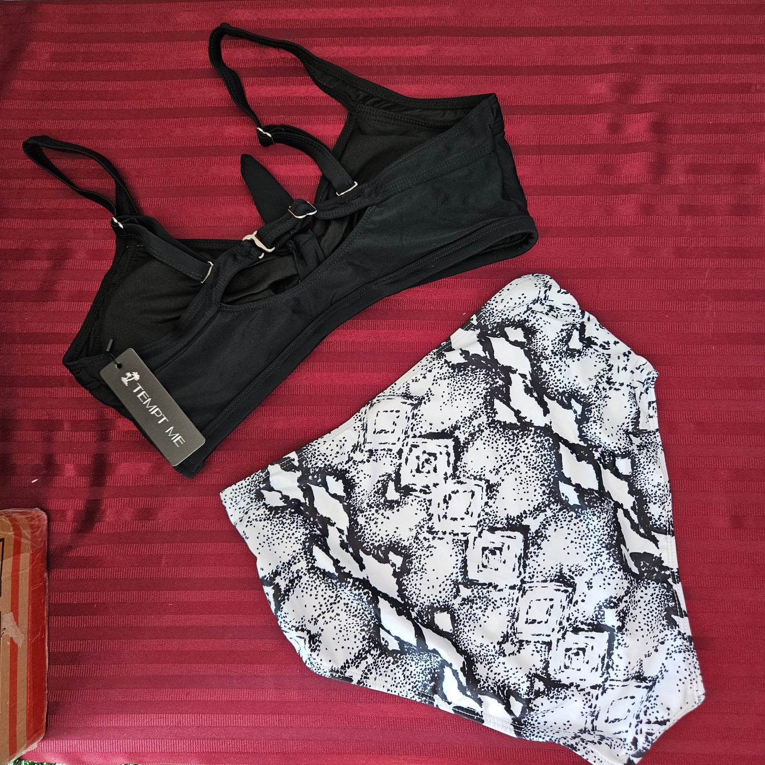 Conjunto de 2 piezas bikini talla S - Tempt me (Nuevo)